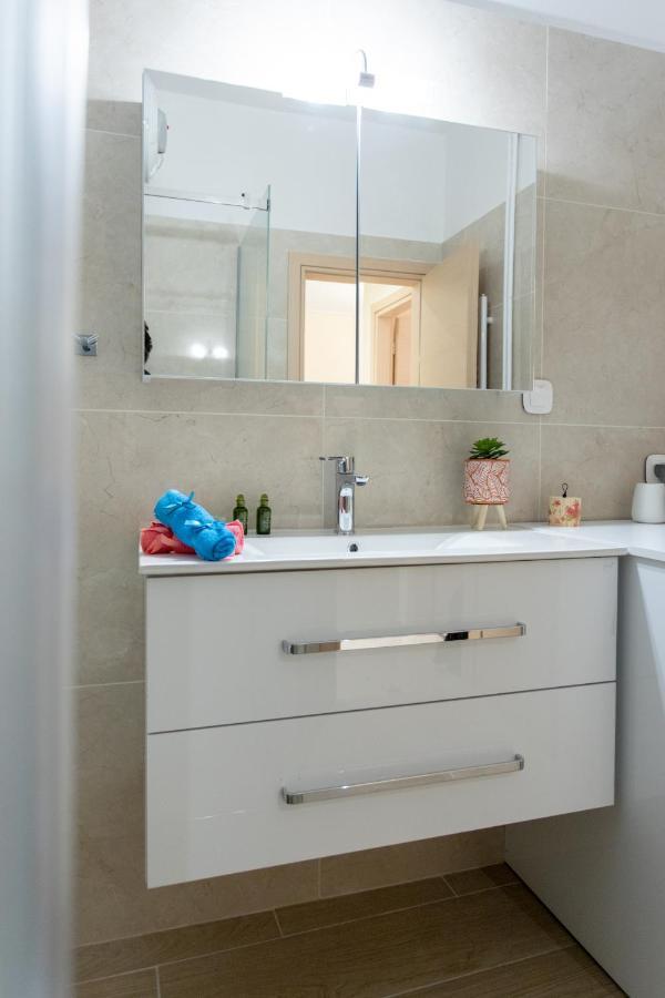 Luxury Apartment In Garitsa Bay Corfu  Εξωτερικό φωτογραφία